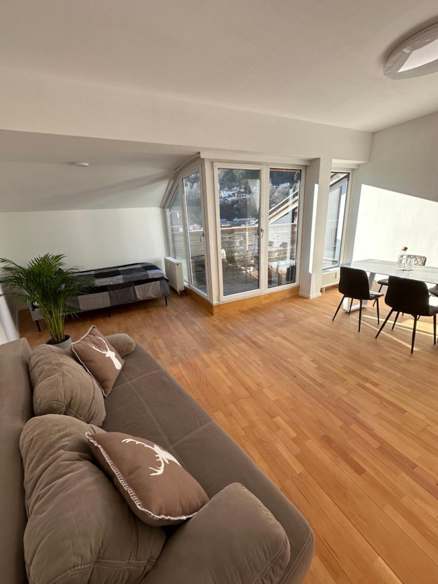 Geraeumiges Sonniges Apartment Mit Bergblick Imst Exteriér fotografie